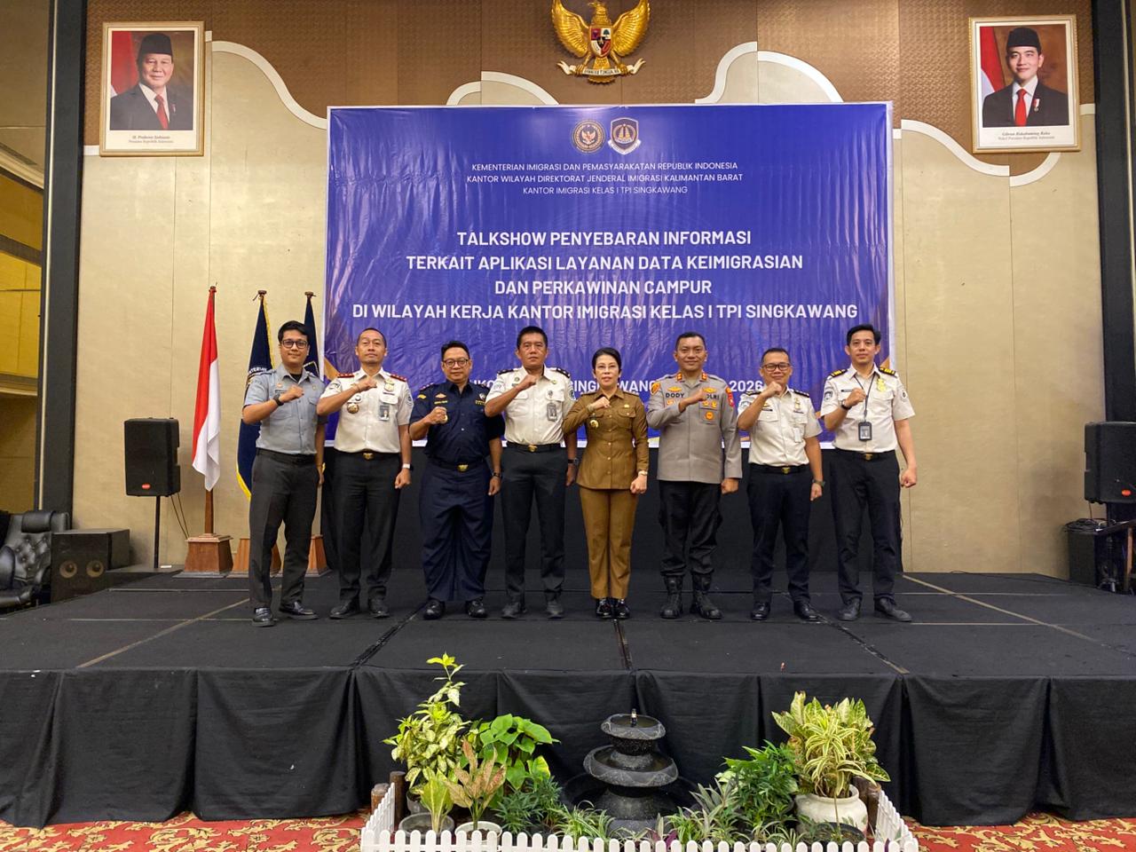 Kantor Wilayah Ditjen Imigrasi Kalbar Hadiri Talk Show Perkawinan Campur dan Layanan Data Keimigrasian di Singkawang